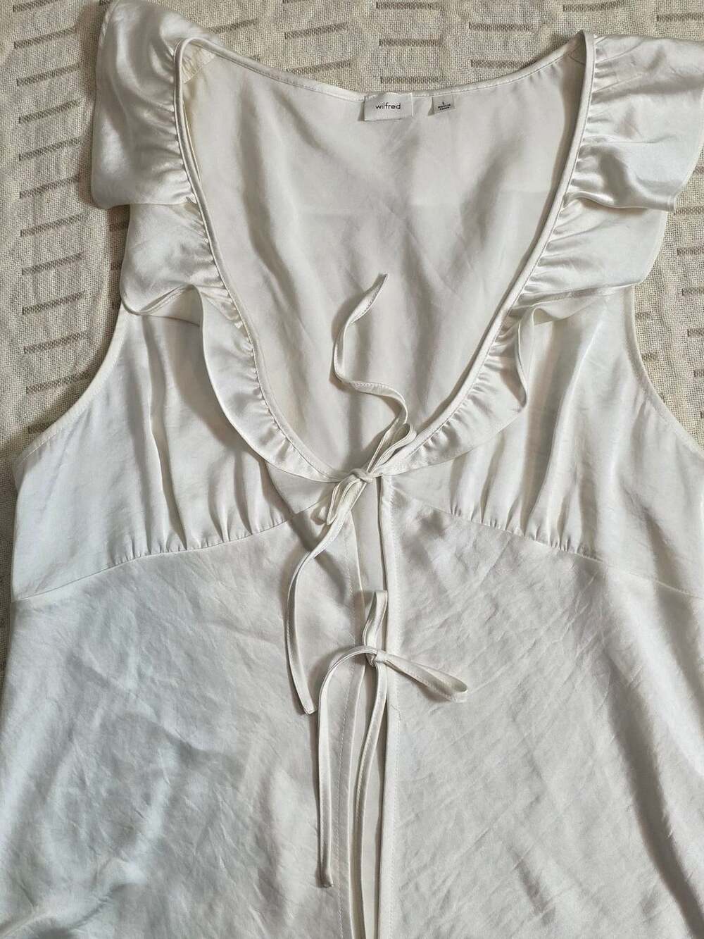 Wilfred Tie-Front Ruffle Blouse Size L White Sleeveless Satin Top